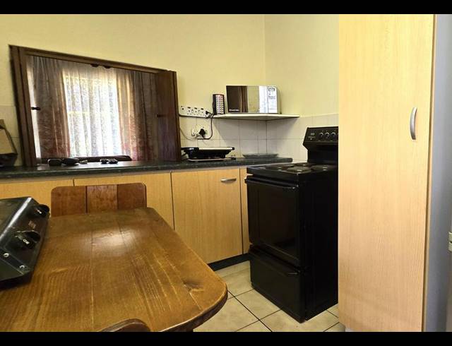 3 BEDROOM HOUSE FOR SALE IN WOODLANDS